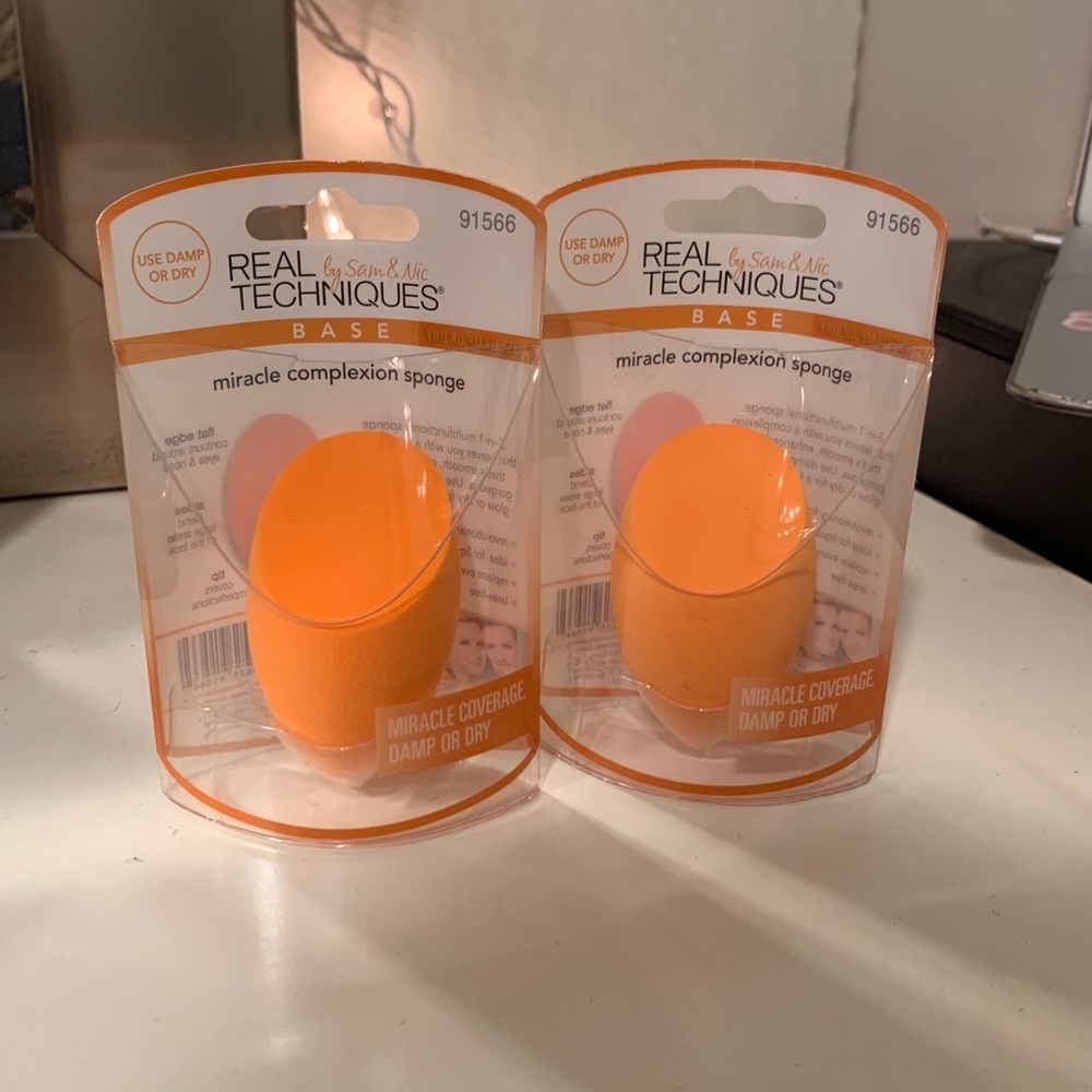 REAL TECHNIQUES SPONGE DUO